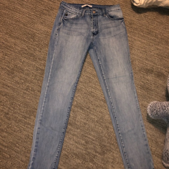 Women’s size 9 Kancan jeans never worn light wash - Picture 5 of 5